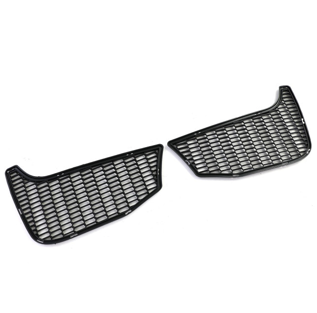 BMW M3 F80 M4 F82 F83 Stoßstangengitter Rechts + Links BMW M3 F80 M4 F82 F83 Stoßstangengitter Rechts + Links – Ersatzteil kaufen