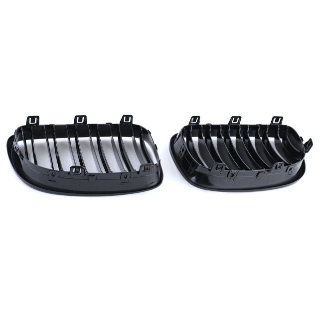 Nieren Grill / Kühlergrill Bmw 1er E81 E82 E83 E87 Schwarz Glanz – Ersatzteil kaufen